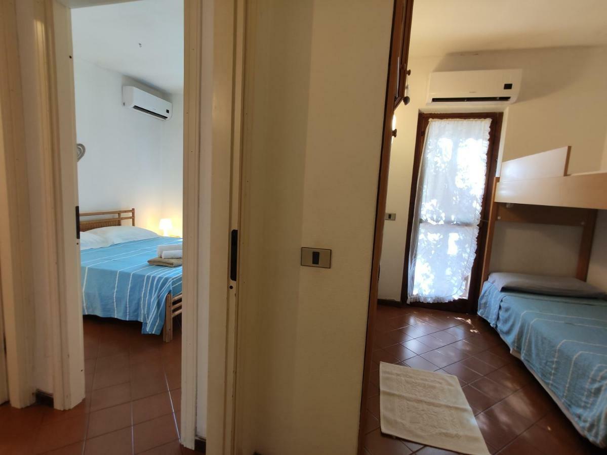 Villino Sunshine Vila Santa Margherita di Pula Exterior foto